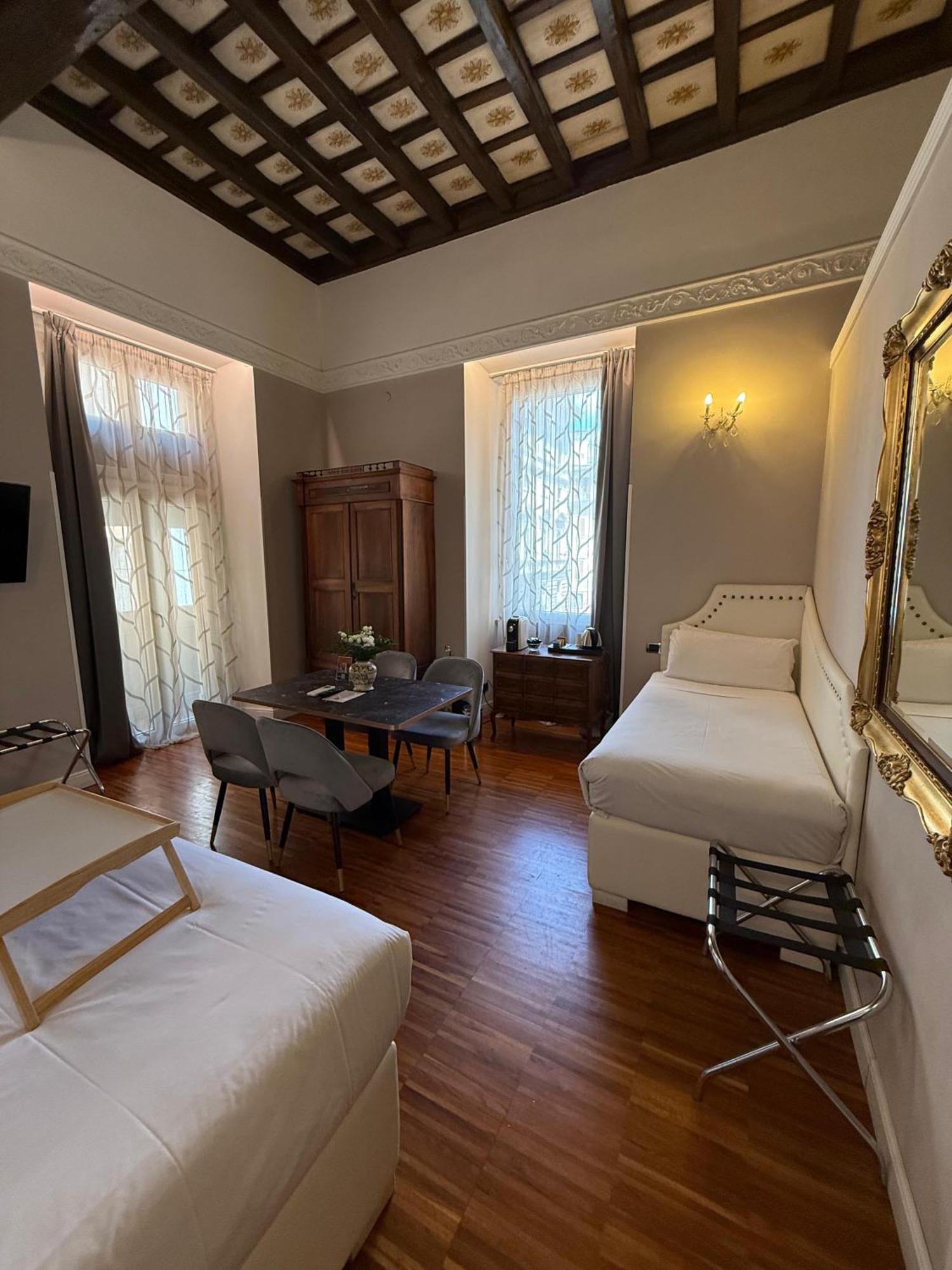 ローマ イ トレ モスケッティエリ Bed & Breakfast エクステリア 写真